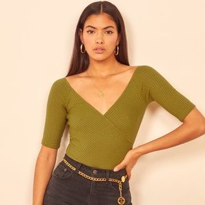 Reformation Dash Black top